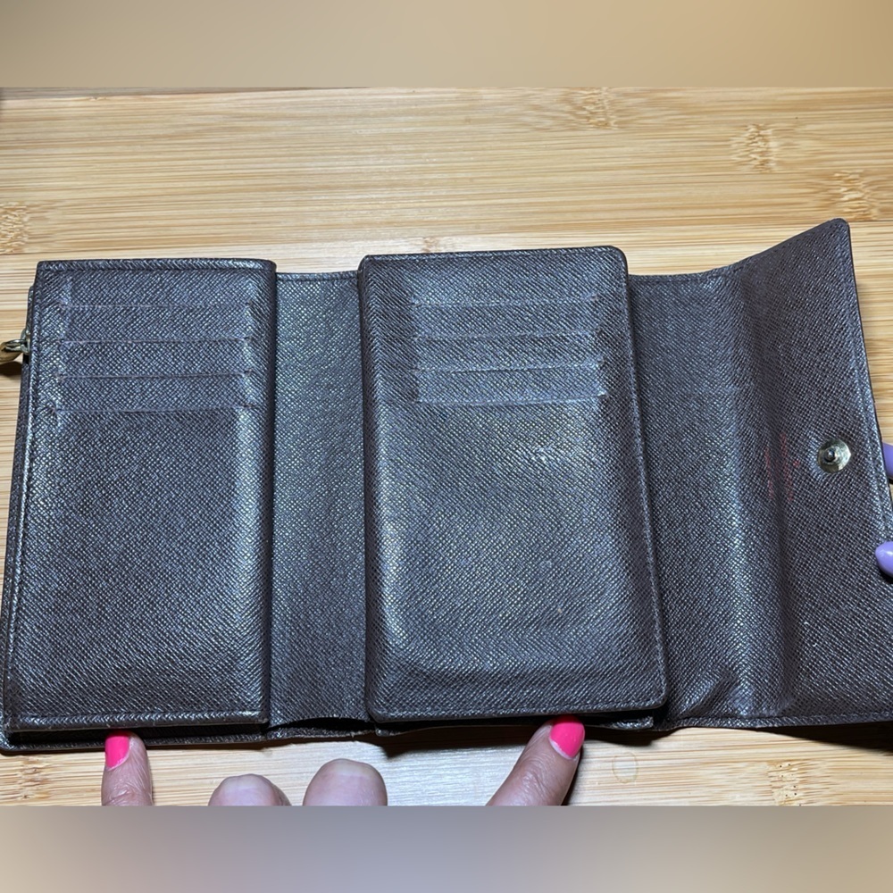 Louis Vuitton Damier Ebene Alexandra Wallet - Picture 5 of 15